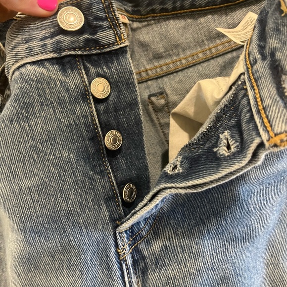 Levi Straight Leg Denim Jeans - Picture 7 of 8